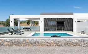 Armonia Suites